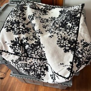 Black and White Patterned Pouf Ottoman Cover